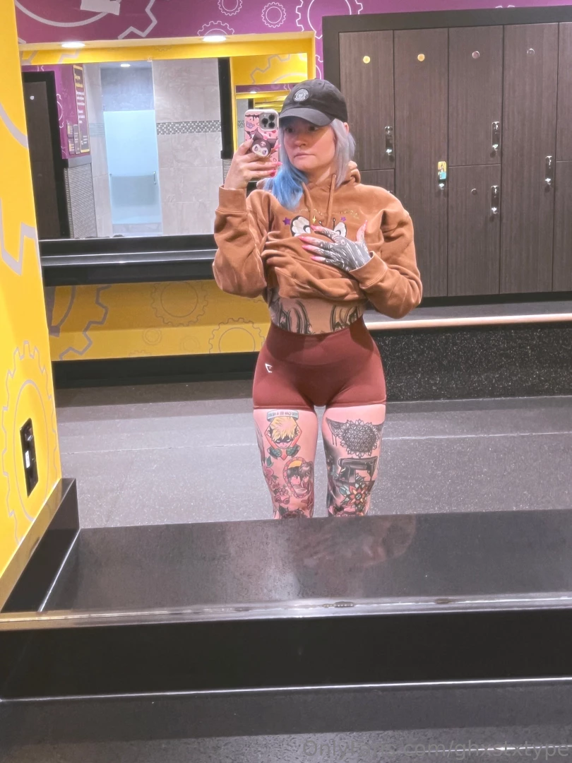 My butt looked so good this morning i m gonna send out a lil message part 1 