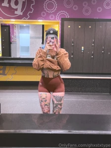 My butt looked so good this morning i m gonna send out a lil message part 3