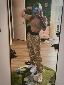 Went back to the gym today tomorrow should be photo day for everyone part 1