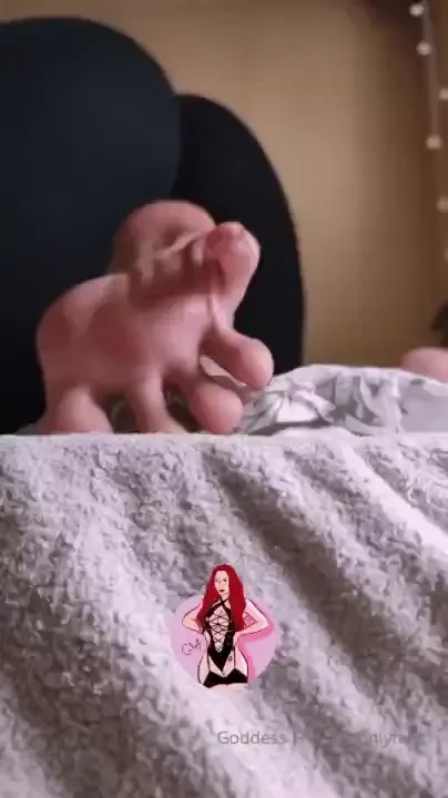 I want to use your face as my footstool sexy foot fetish gifs for you 