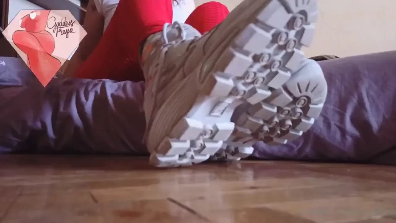 Taking off my fila sneakers sweaty socks from wearing them all day and 