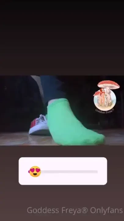 Compilation of my favorite sock videos 