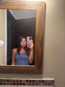 Does blue suit me or nah