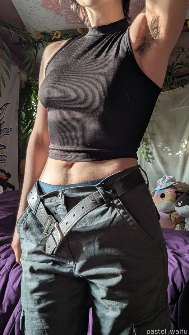 Your muscular tomboy girlfriend wants to show you their gains and body part 2 