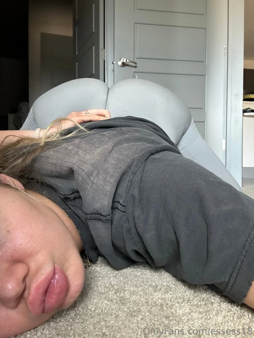 Back s feelin a little lonely care to fill the space 