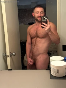 I m taking a quick vacation off to the airport i ll be back friday