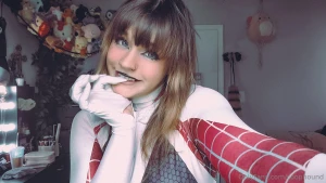 Pov youre dating spidergwen and she sends you these snaps lt 3 part 14