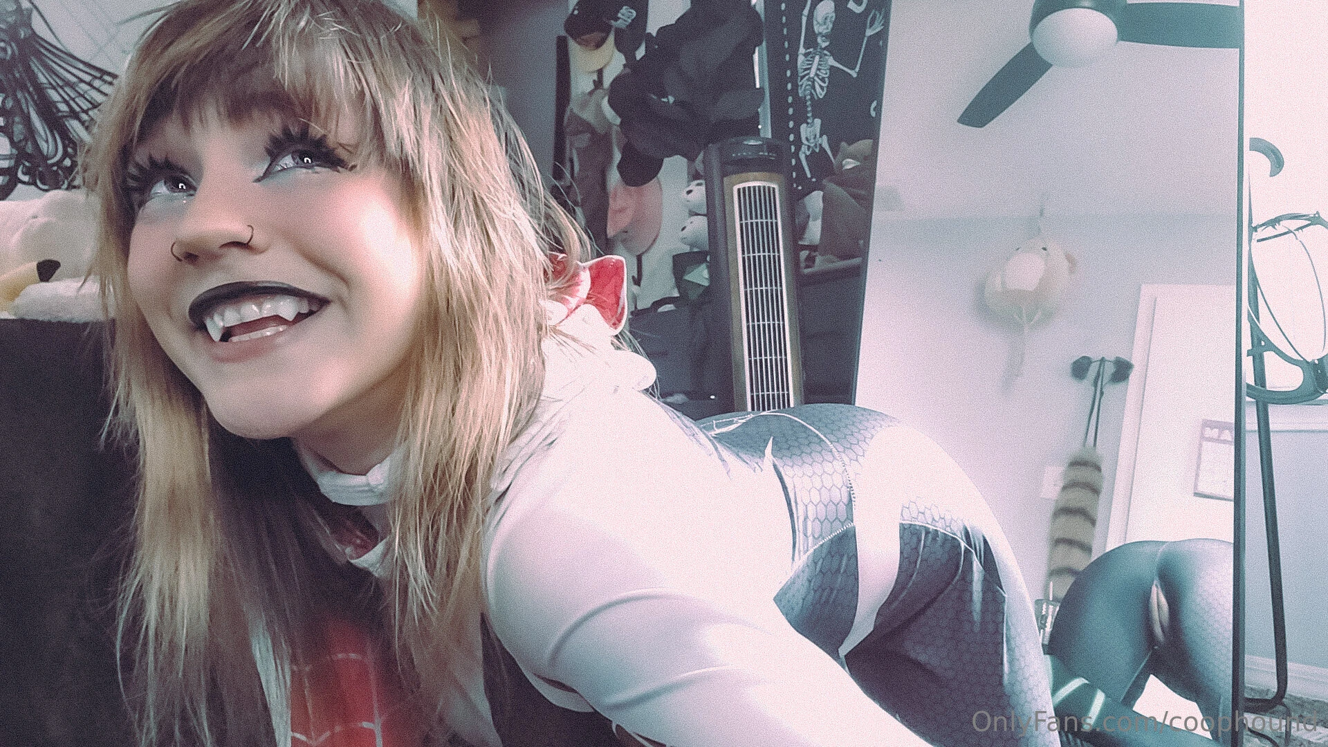 Pov youre dating spidergwen and she sends you these snaps lt 3 part 1 