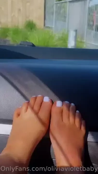 Suck my toes 