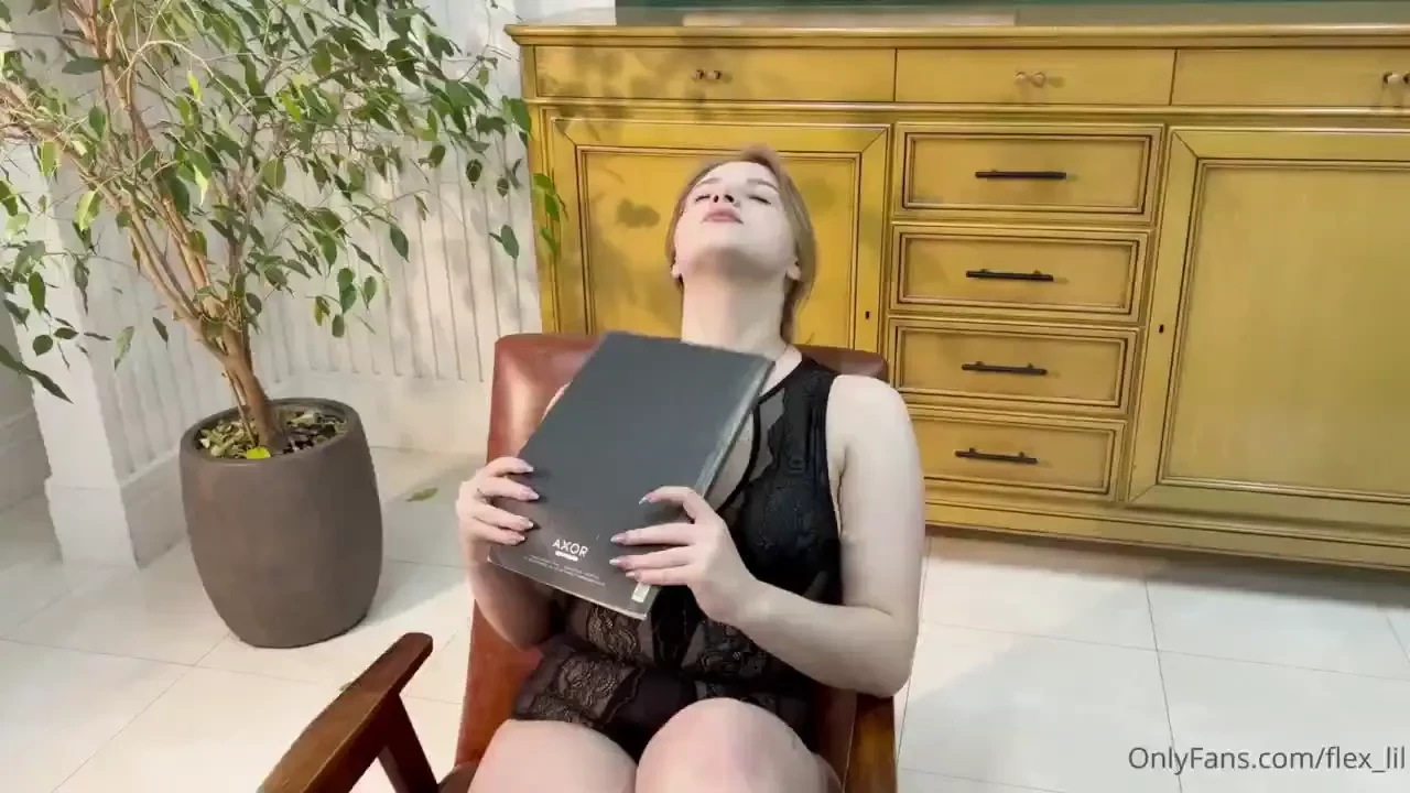 Your smart and beautiful lady 