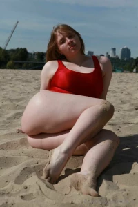 I need your help to hold my boobs