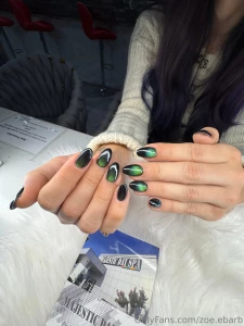 I m almost home but i couldn t wait to show yall my nails