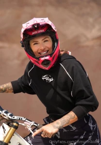 1 5 days until i go back to chile i ll share all content and behind