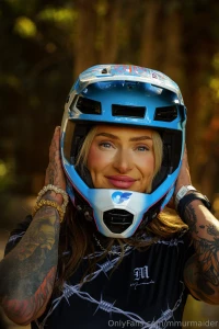 This year i have swapped from riding troy lee designs d4 helmet to a part 1