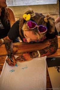 Signing session at todo o nada in chile last week it was crazy to meet