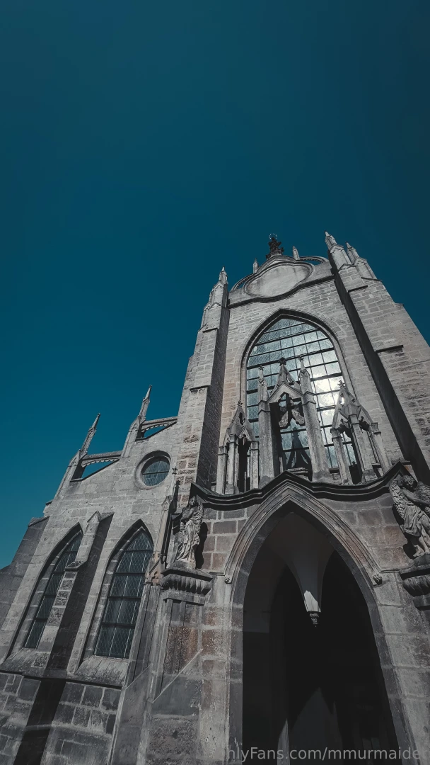 Today i drove like 8h from germany to czech and visited sedlec ossuary 