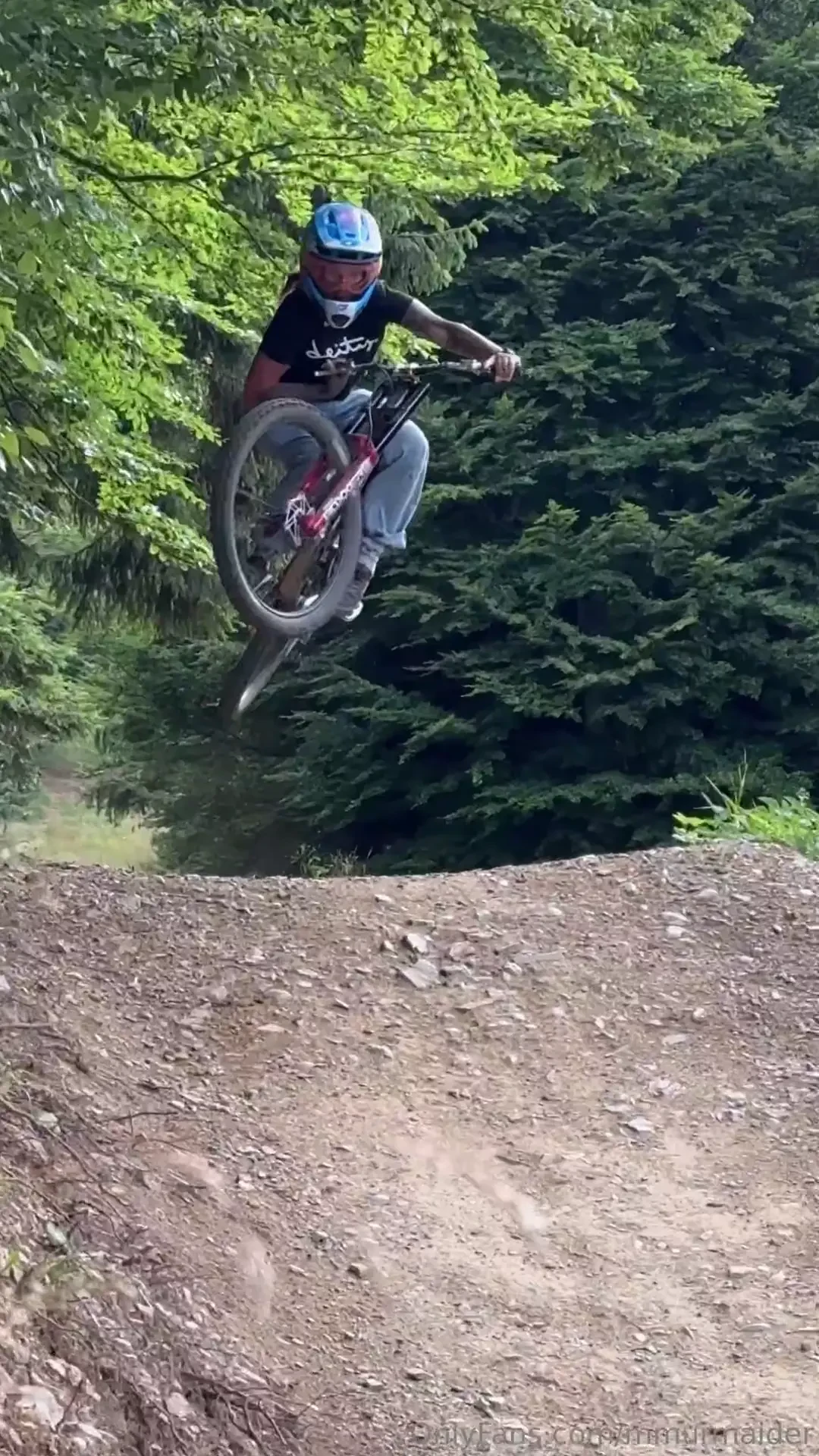 I m gonna upload this video on instagram tomorrow or sometime soon - 