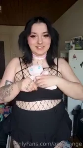 Meeeeeeeeeew