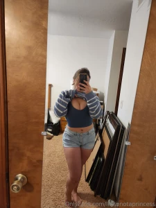Are oversized sweaters sexy