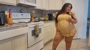 Vid 168 bbw feedee tradwife goes wild - dancing and stuffing length - part 8
