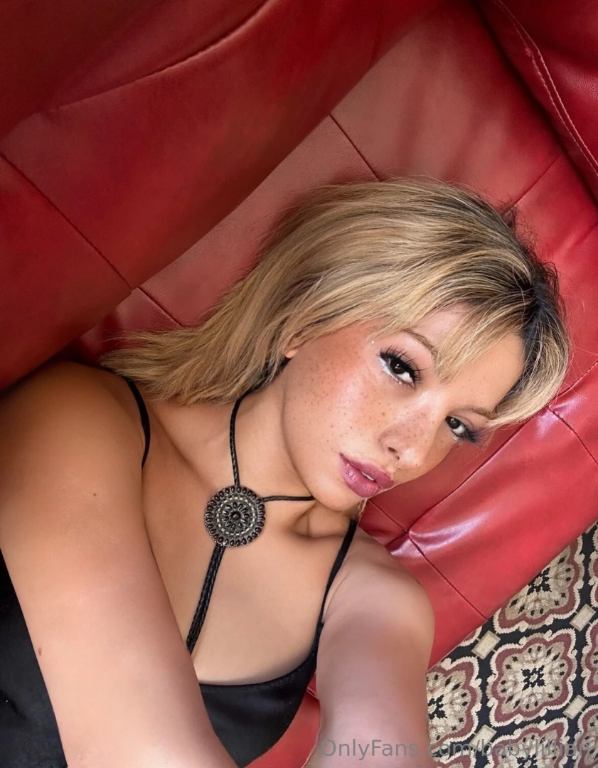 Close up cumming with face fingering and playing with my pussy until i part 2 