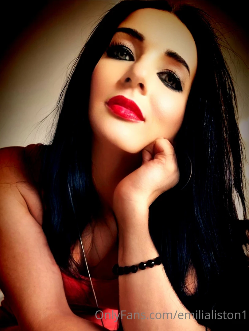 Hello dear how do you like my photos check what films i have prepared 