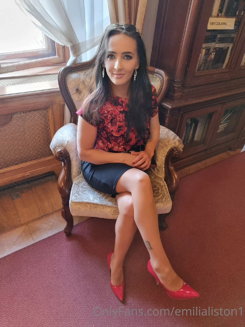 We visit the castle of count tiele vinckler emili aliston part 2 