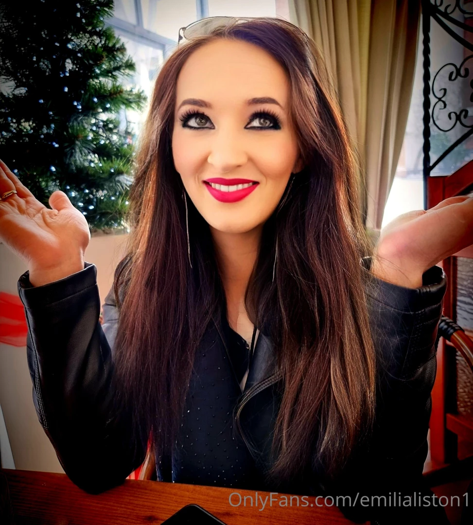 I warmly welcome https onlyfans com emilialiston 