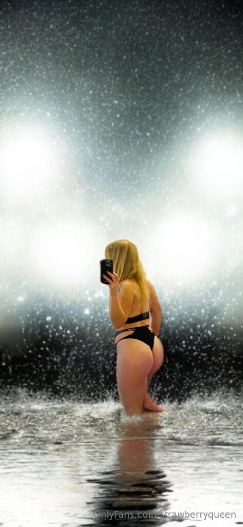 Happy valentine wanna take a swim 