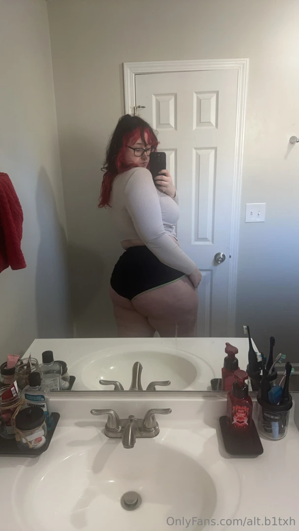 Wanna follow ur sleepy gf into the shower soapy boobies part 4 