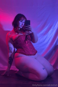 Phat pussy thick thighs who s ready to eat part 4