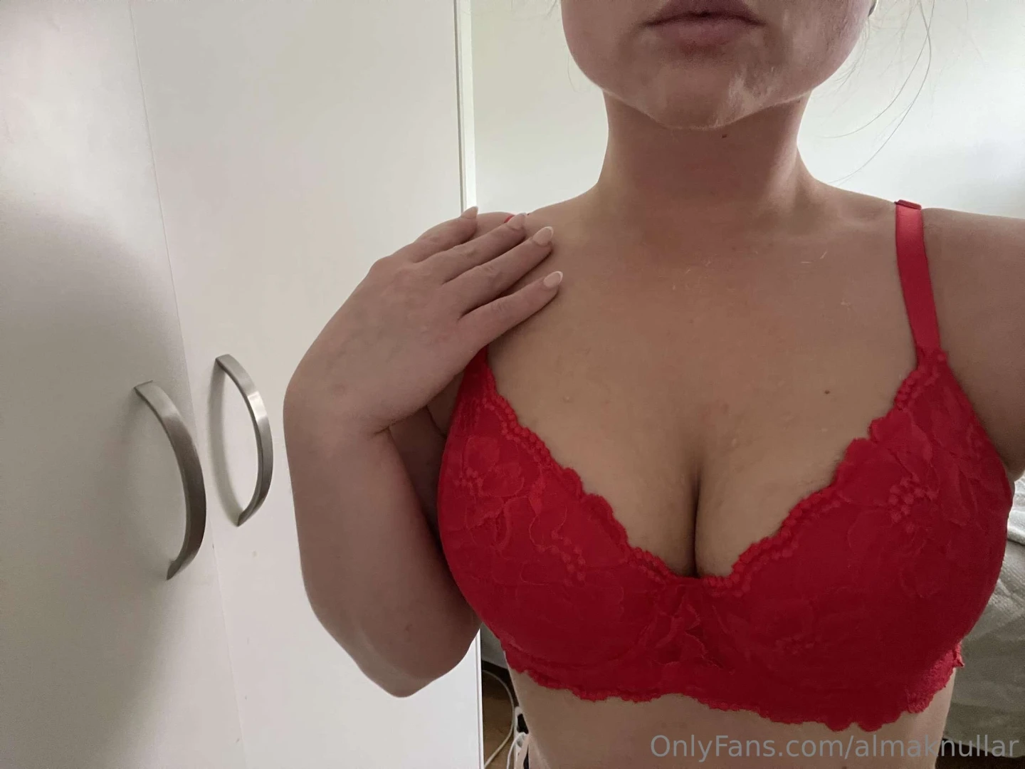 Kommer ha en t vling p almafreaky hoppas du e bekv m framf r kamera 