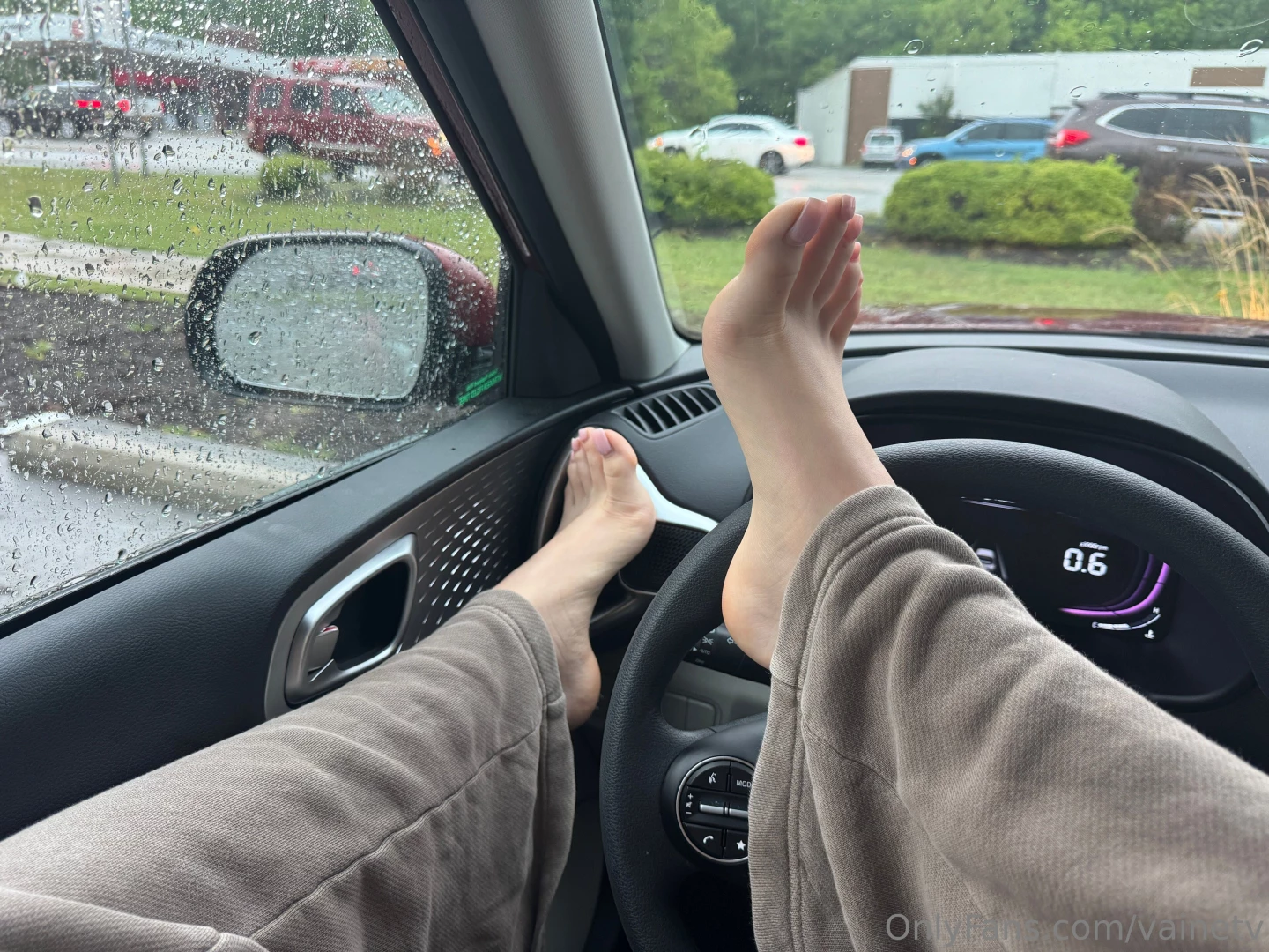 Rainy days just hit right 3 