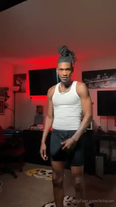 Bend that shit over im tryna buss them guts open 