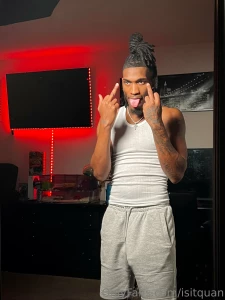 Who wants to feel this dick inside send me a 10 tip and i m yours all part 2