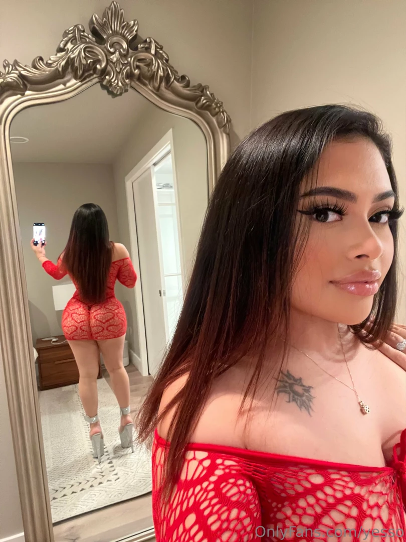 I sent you some spicy videos in your dms babe 