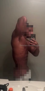 Who wants this dump of videos unblurred of my military homie the more part 1