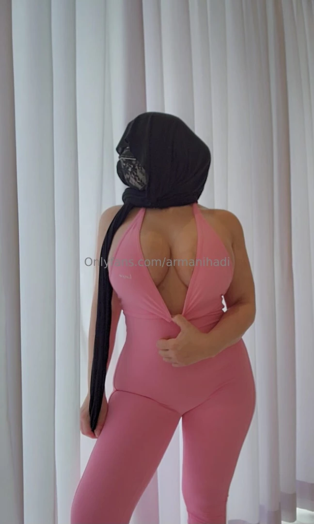Pretty in pink part 1880 