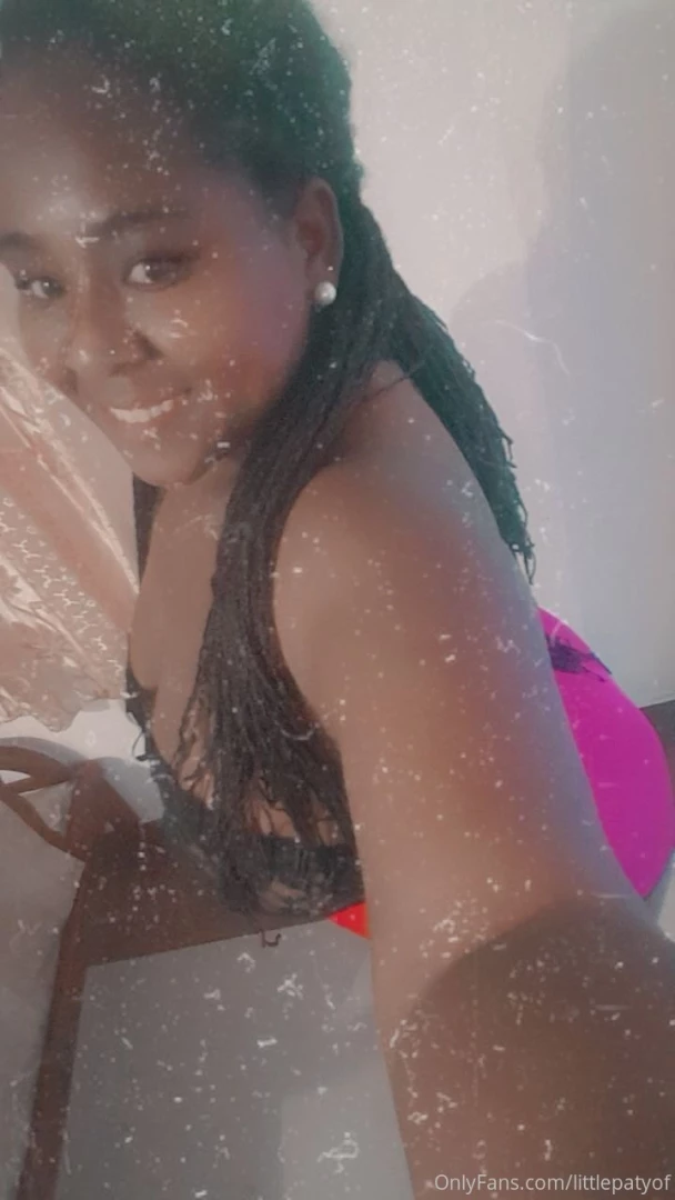 Free follow me and talk to me i ll give you a gift jessybigtits https 