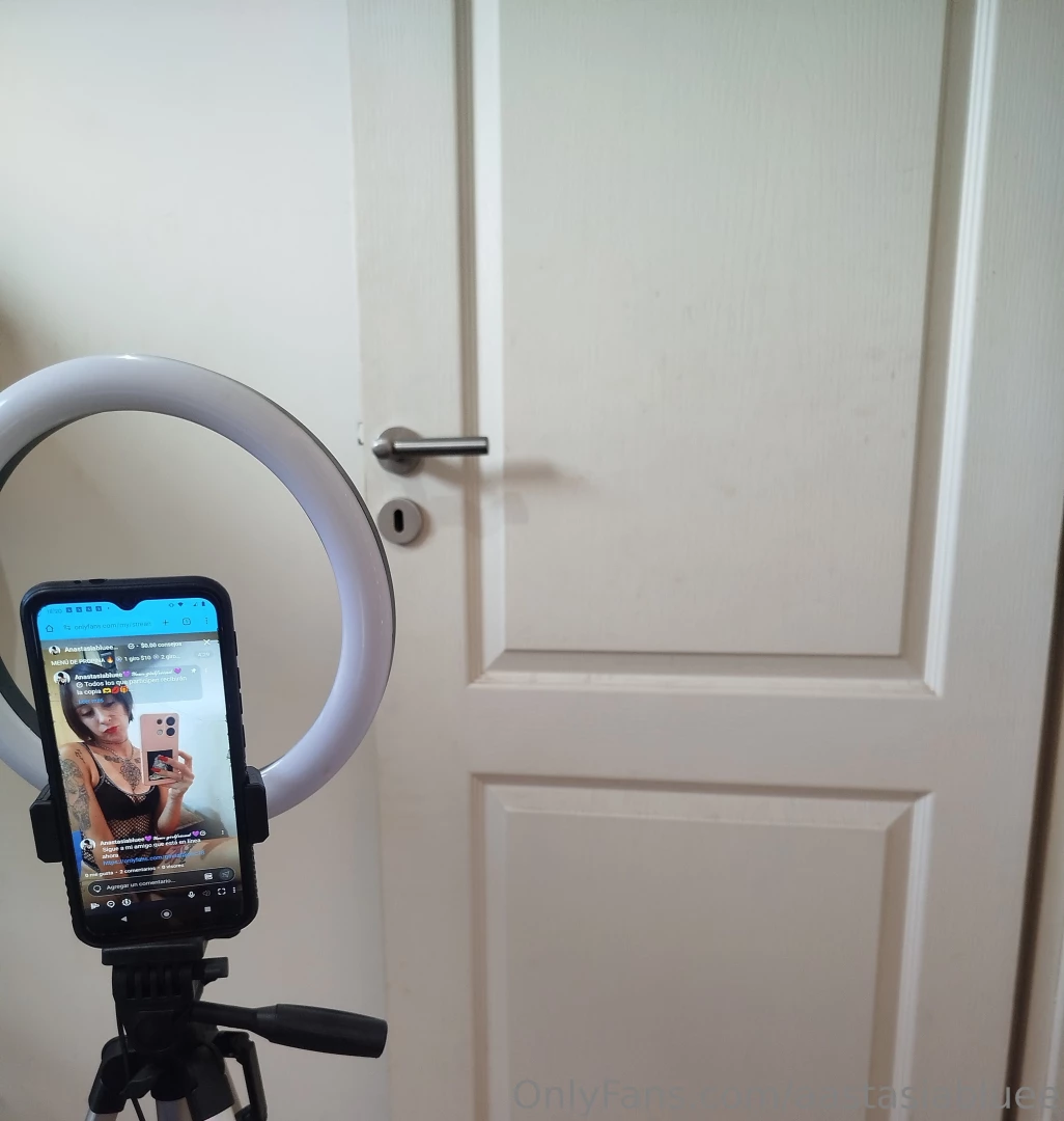 The show started in my room 