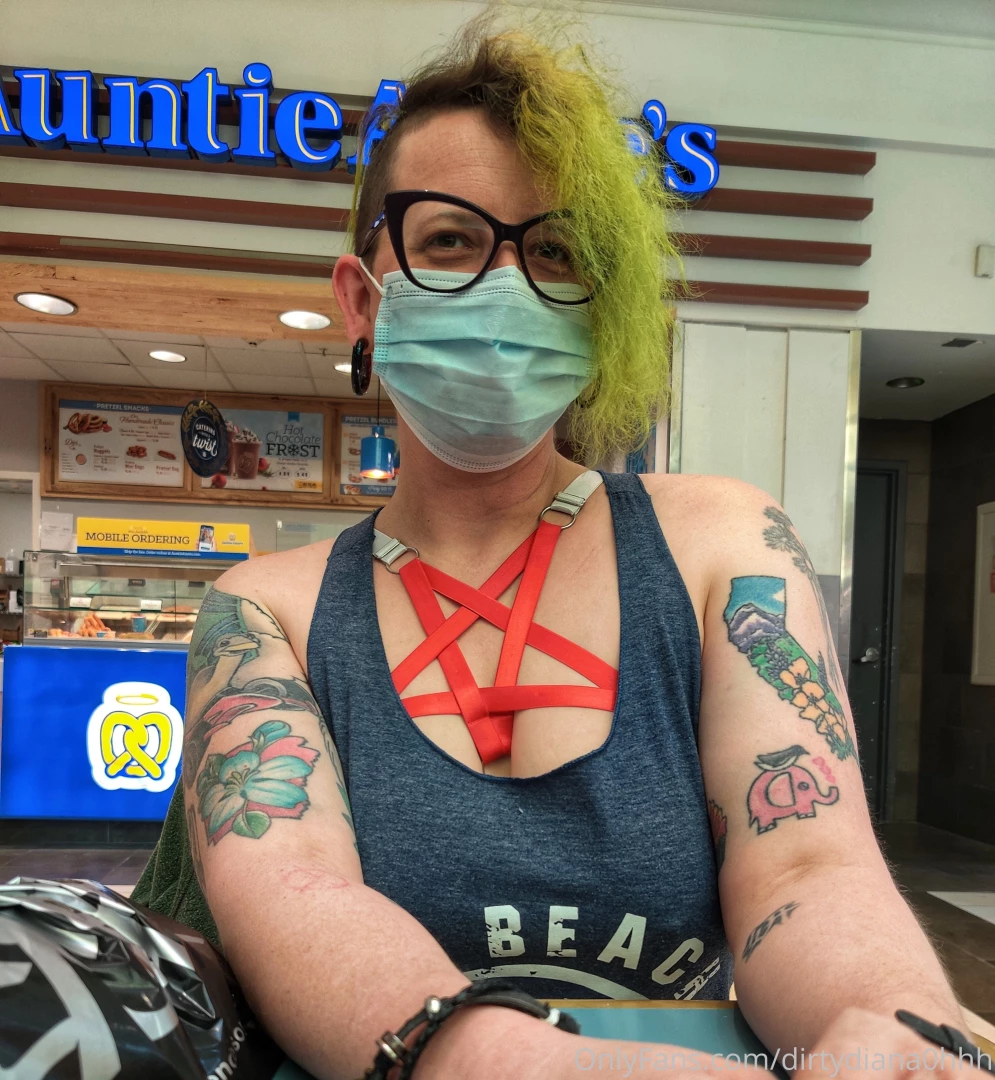 I got so many compliments today on my new chest harness i it so much 