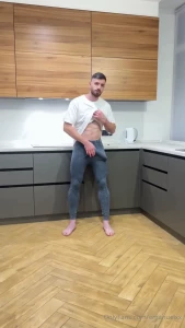 The real gay with monster cock therealjays his cock is making hurt part 38