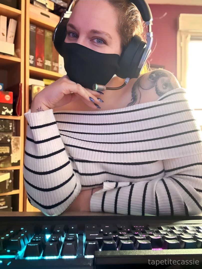 Petite journ e genshin on connait vous jouez quoi en ce moment 