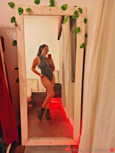 The night has that magic that makes me really horny shall we play