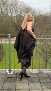 Good morning fans as you know i like to keep my little page real with