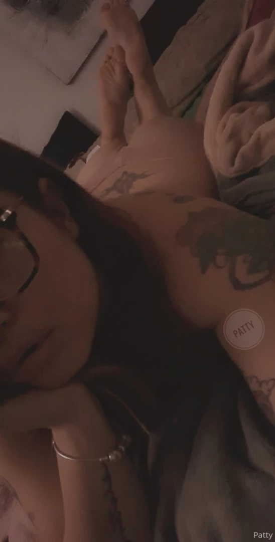 A dormir con necesidad de mimos muchos 