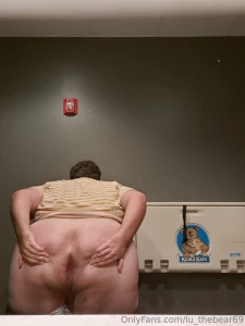 Went out to my downtown area the other night to see some christmas part 1