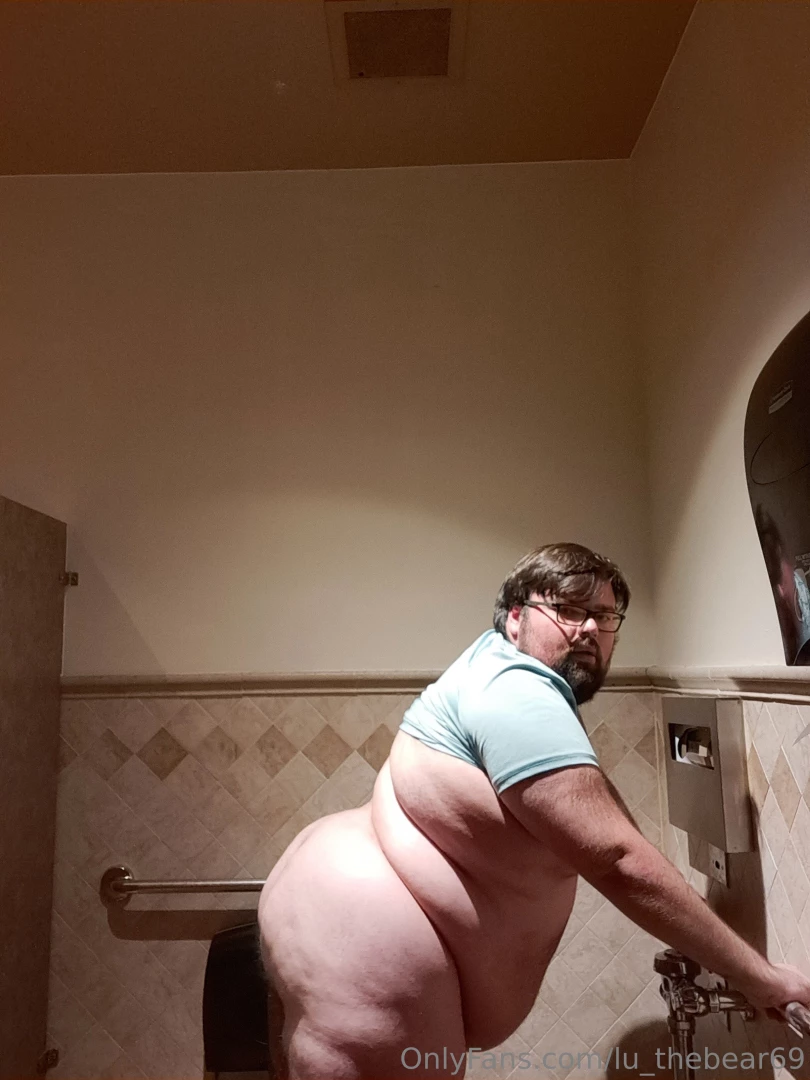 Here is some extra pics and an exclusive video of me in the italian part 3 