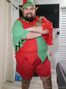Went out to a christmas party over the weekend it was an elf themed part 5
