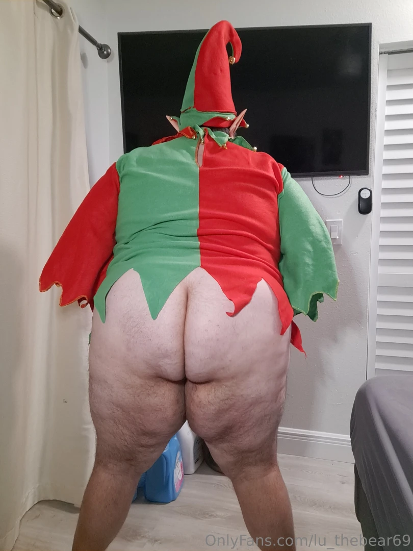 Went out to a christmas party over the weekend it was an elf themed part 7 